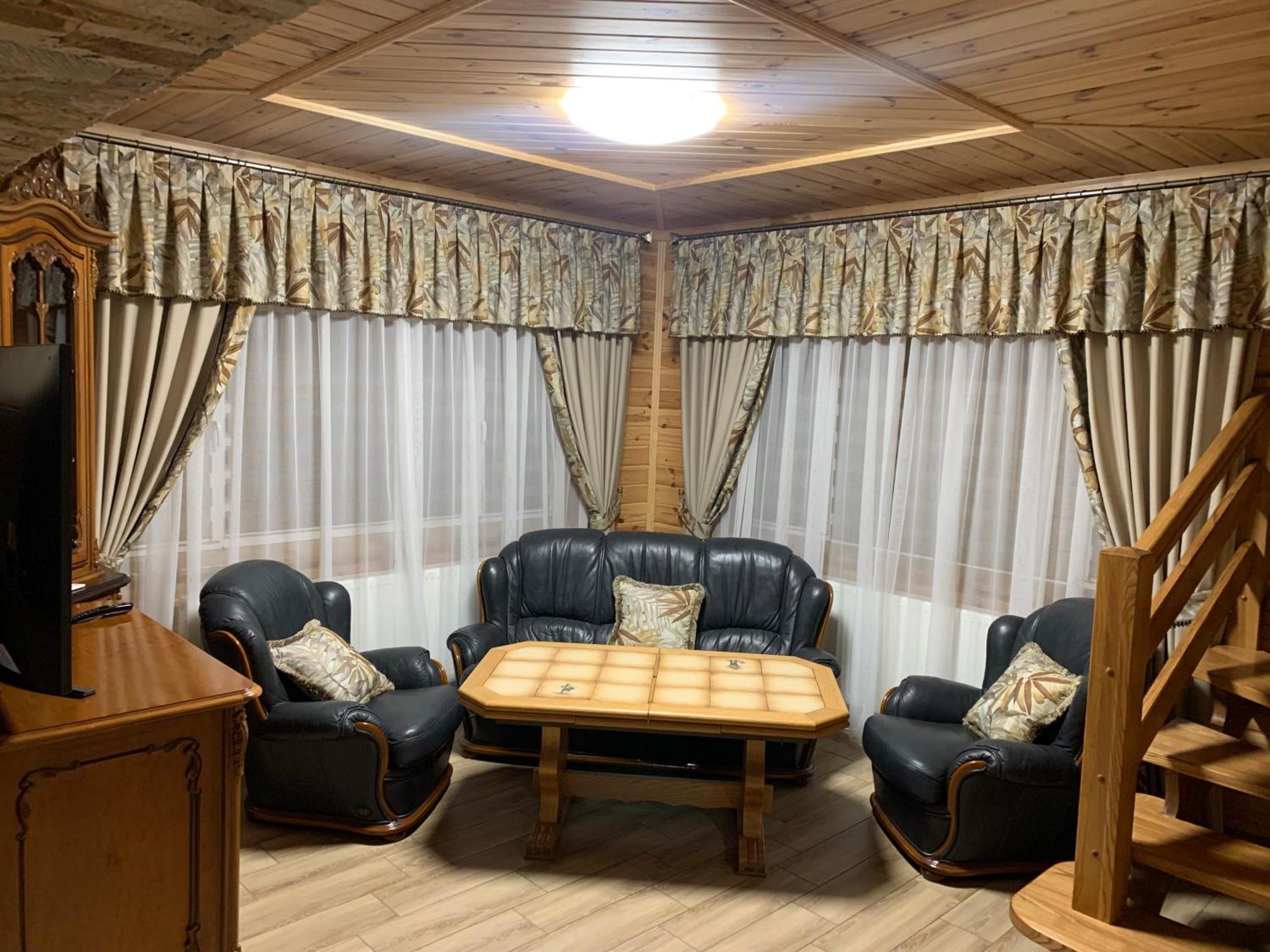 Rodynne Gnizdo Villa Pochaiv Room photo